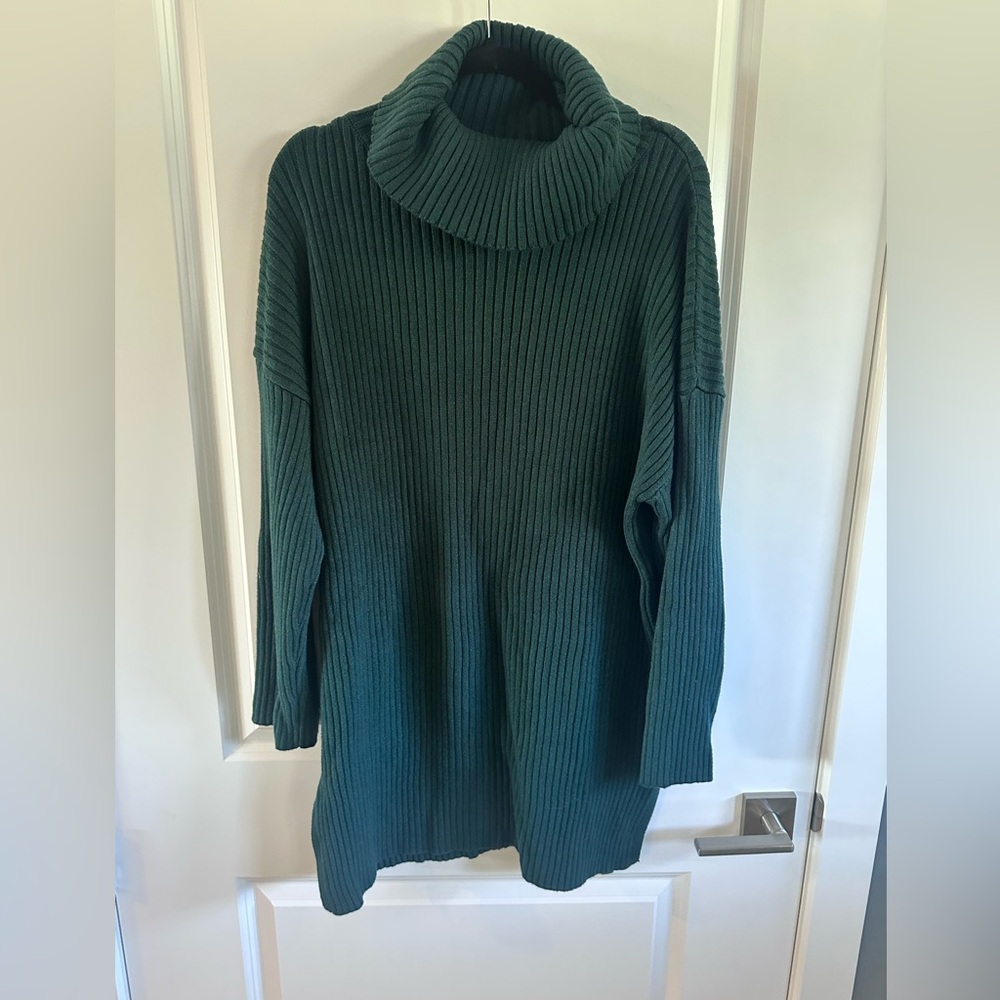 Women's Green Turtleneck Sweater